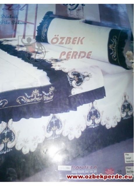 Dantela Nakışlı Pike Takımı
